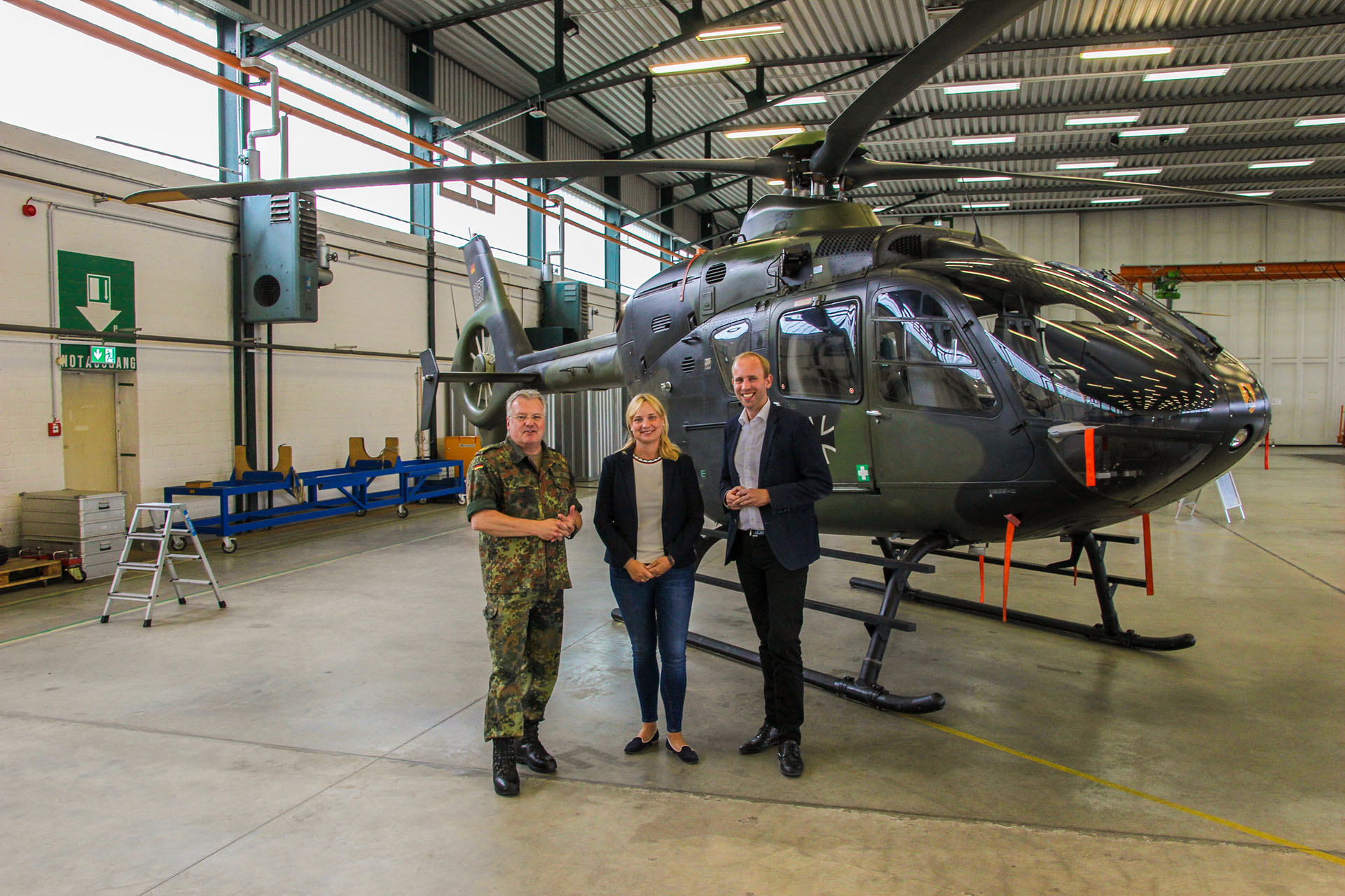 Besuch Des Internationalen Hubschrauberausbildungszentrums In Bückeburg ...